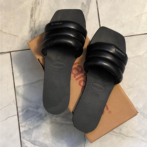 HAVAIANAS BLACK MILAN SANDALS - Picture 3 of 8